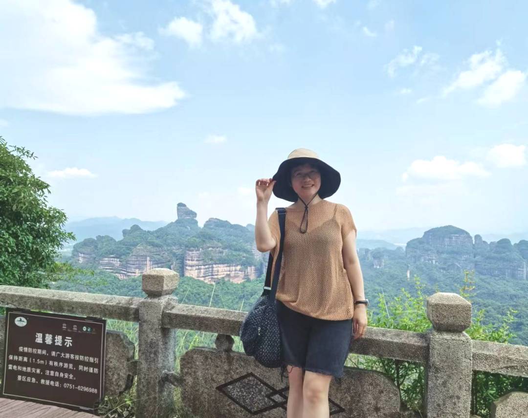 致敬这就是J9集团巾帼她实力
