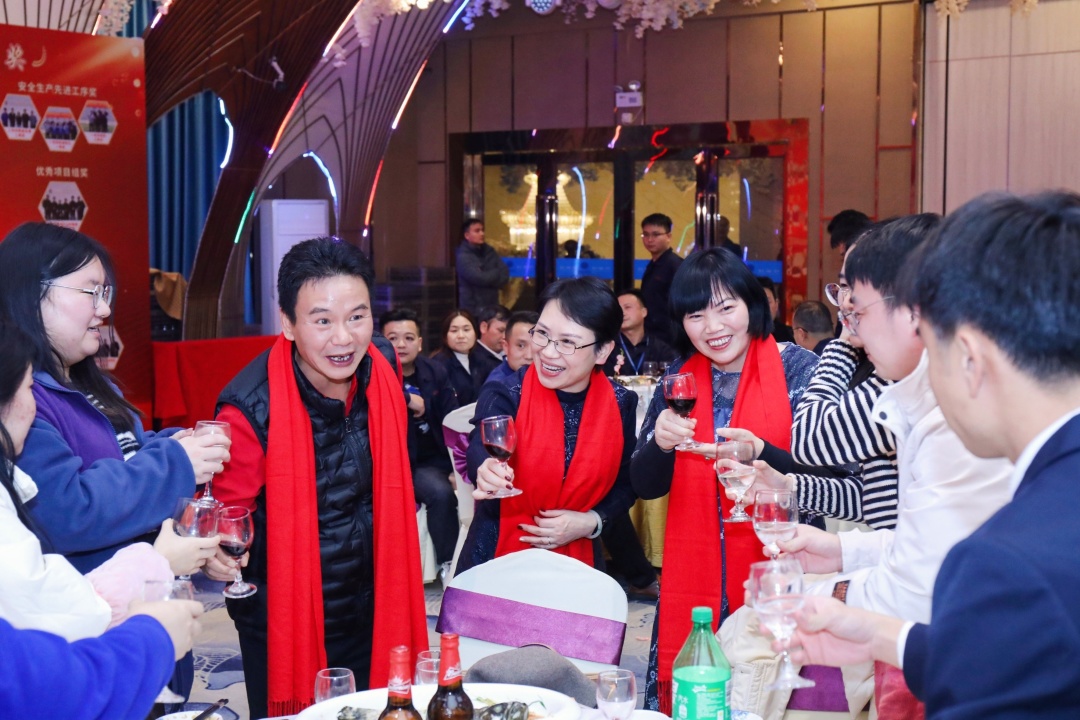 筚路蓝缕度十载，，如日方升新征程|J9集团科技2022年度优异表扬仪式圆满竣事